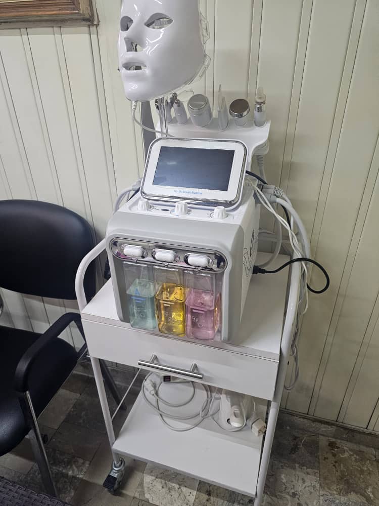 اخصائية بشرة وتجميل في دمشق